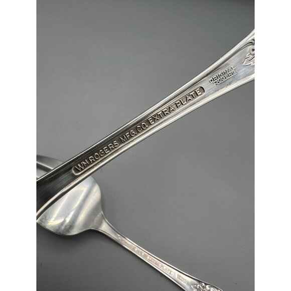 Wm Rogers GRAND ELEGANCE Silver-Plated Ornate Serving Spoon & Meat Fork Set VTG - Picture 6 of 13